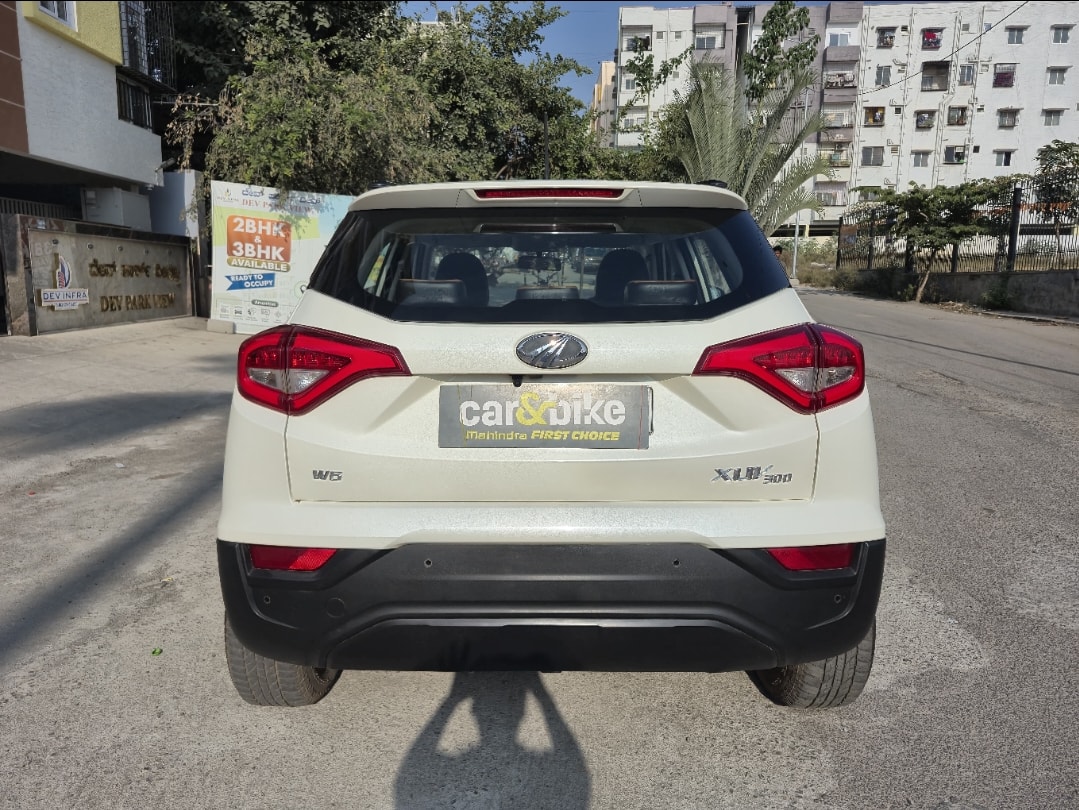 XUV300 image 4 XUV300 image 4
