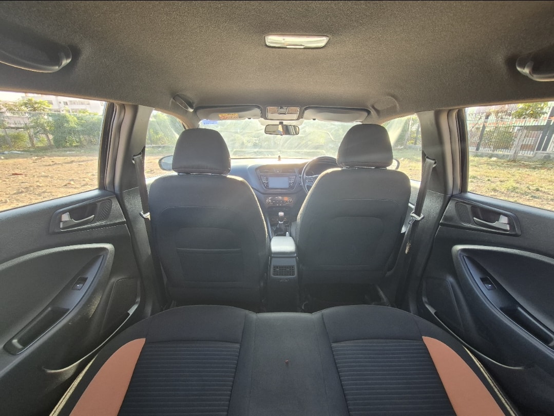 i20 Active image 16 i20 Active image 16