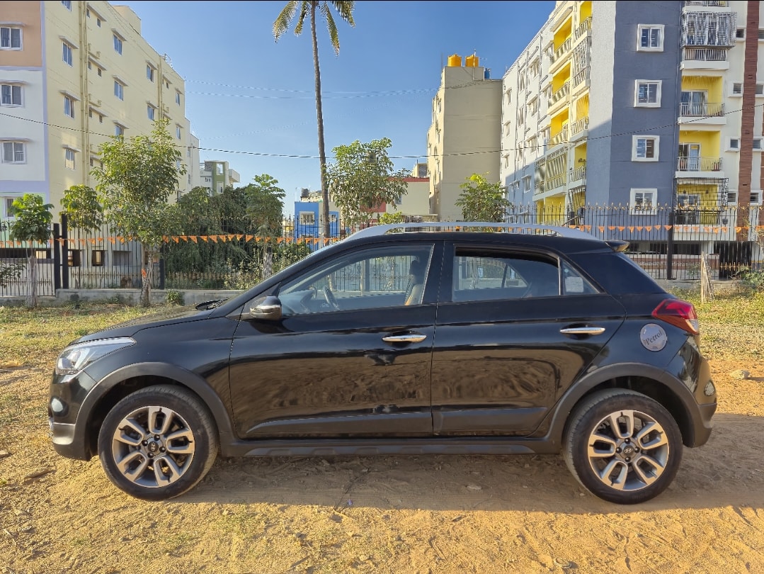 i20 Active image 2 i20 Active image 2