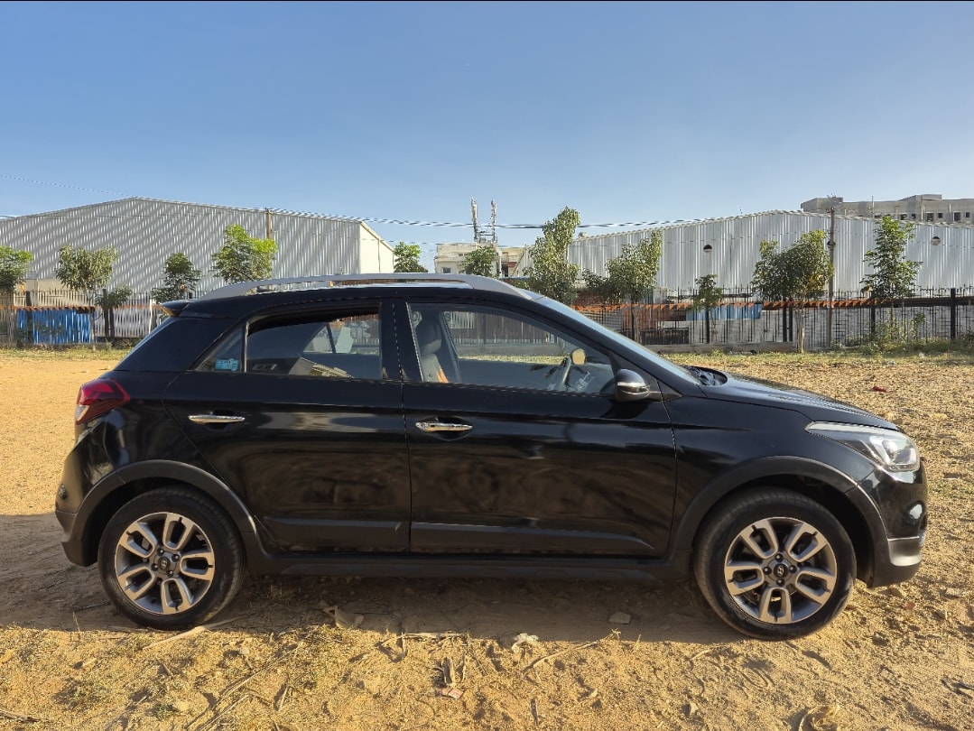 i20 Active image 6 i20 Active image 6