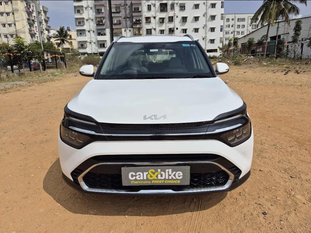 Used 2023 Kia Carens Used 2023 Kia Carens