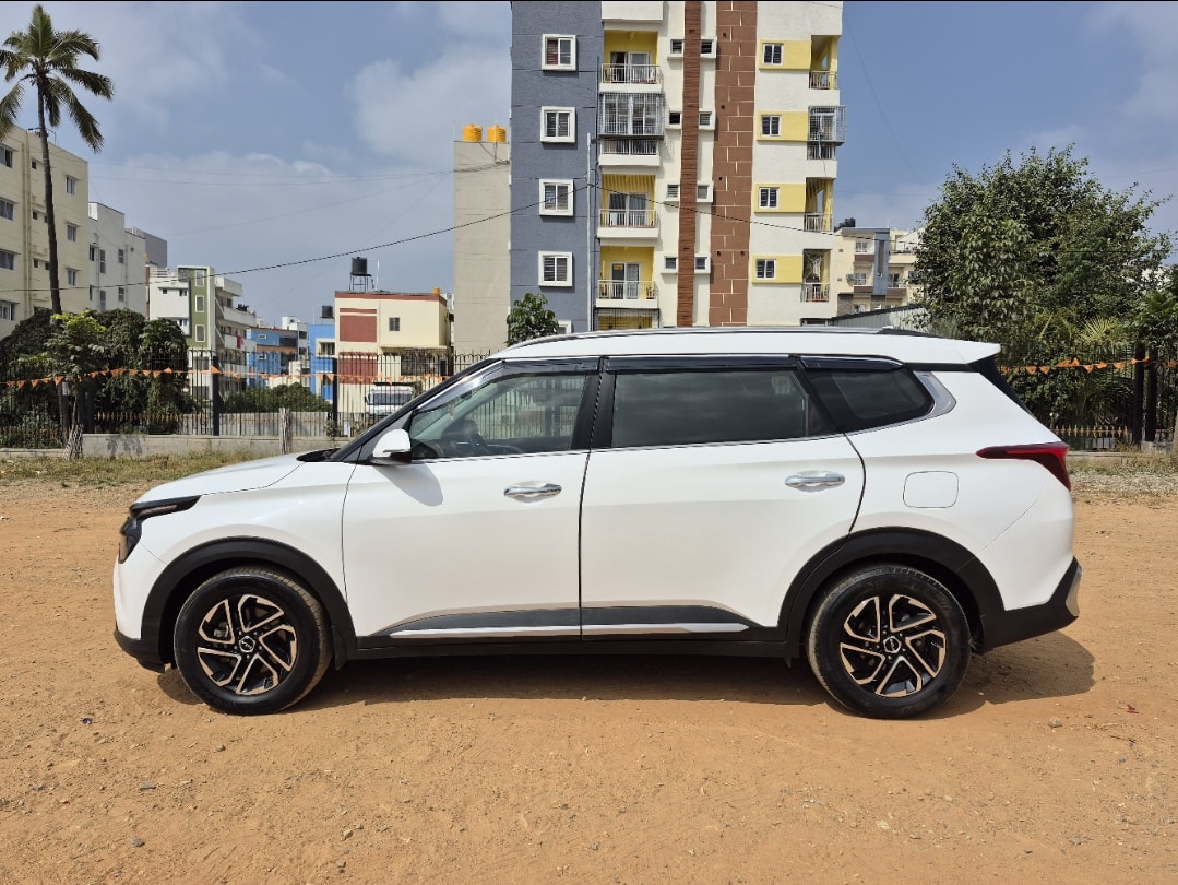 Carens image 2 Carens image 2