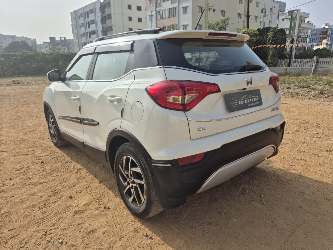 XUV300 image 3 XUV300 image 3