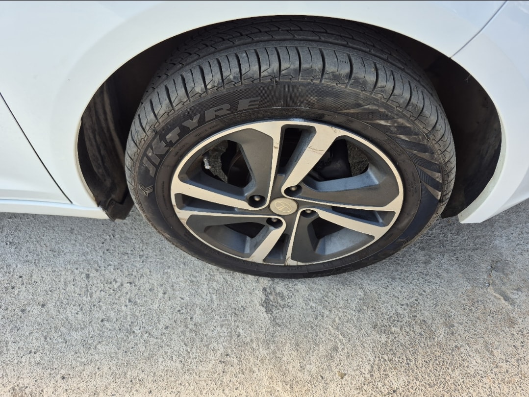 Used 2020 Tata Altroz Used 2020 Tata Altroz