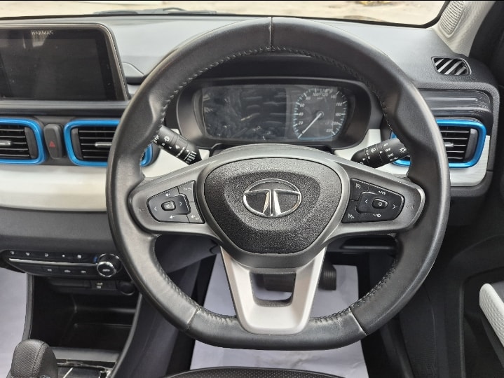 Punch image 13 Punch image 13