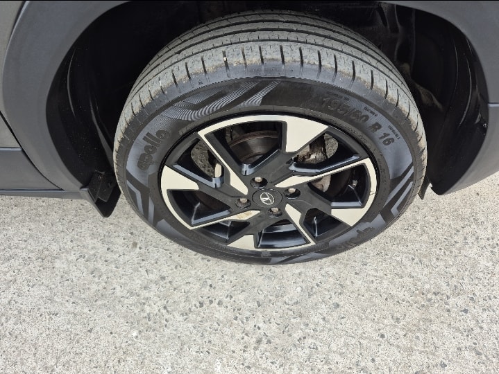 Punch image 9 Punch image 9