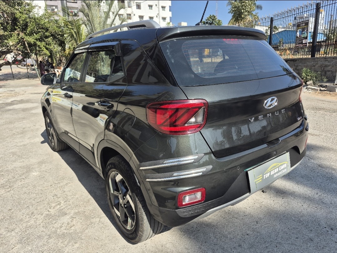 Used 2020 Hyundai Venue Used 2020 Hyundai Venue