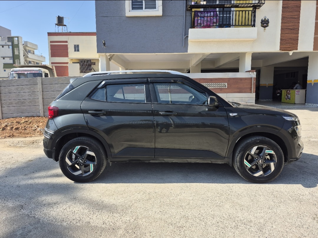 Used 2020 Hyundai Venue Used 2020 Hyundai Venue