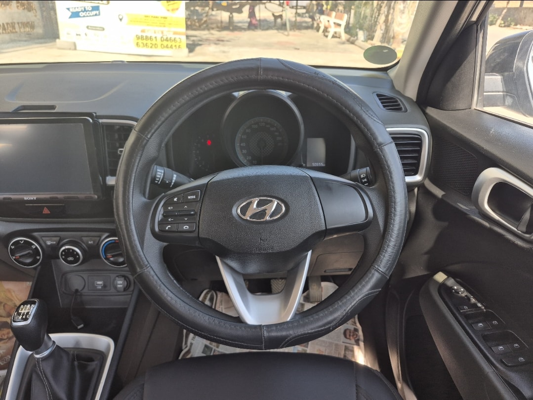 Used 2020 Hyundai Venue Used 2020 Hyundai Venue