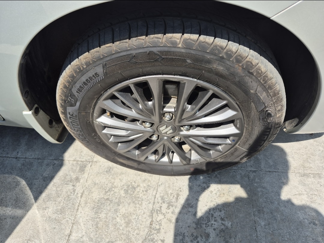 Ertiga image 9 Ertiga image 9