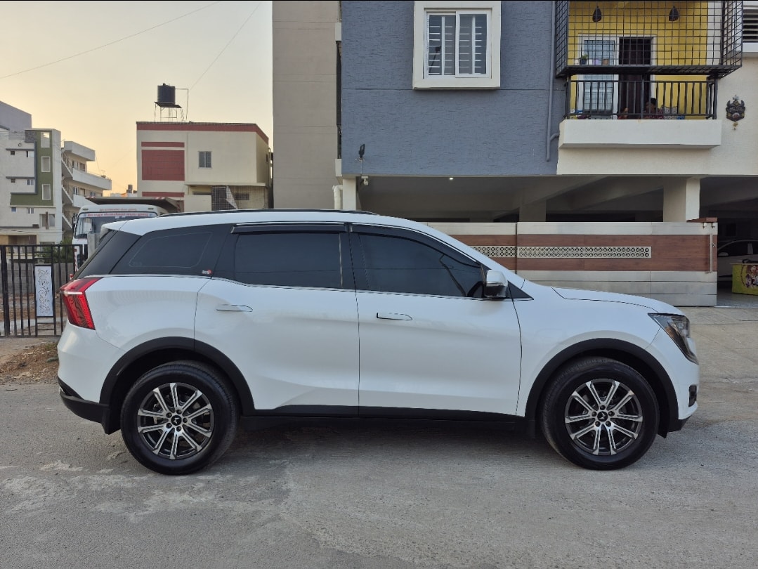 XUV700 image 6 XUV700 image 6