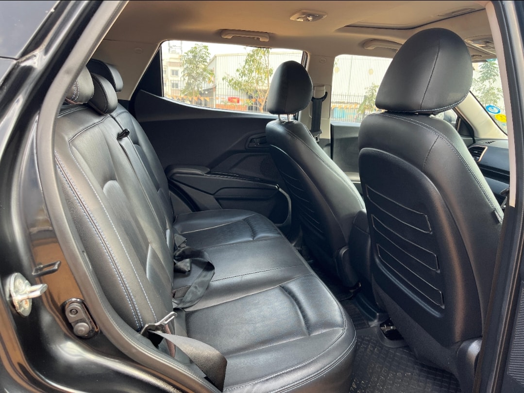 XUV400 image 15 XUV400 image 15