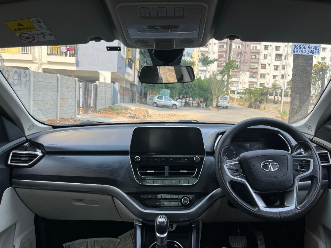Used 2022 Tata Safari Used 2022 Tata Safari