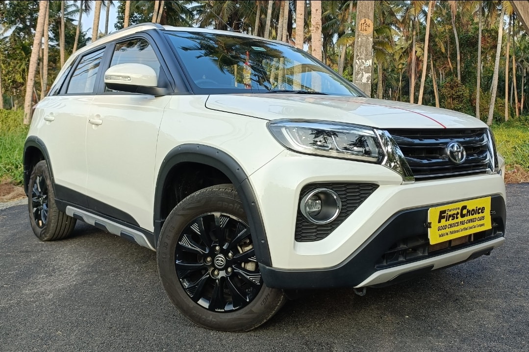View 2021 Toyota Urban Cruiser High MT Image 9 Used 2021 Toyota Urban Cruiser High MT Image 9