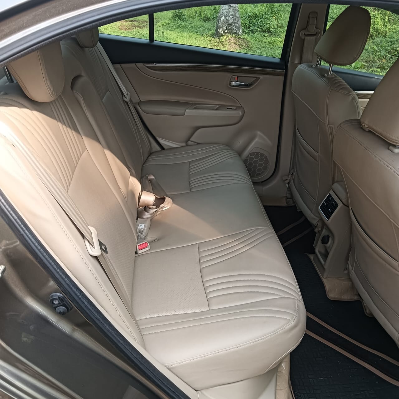 Ciaz image 17 Ciaz image 17