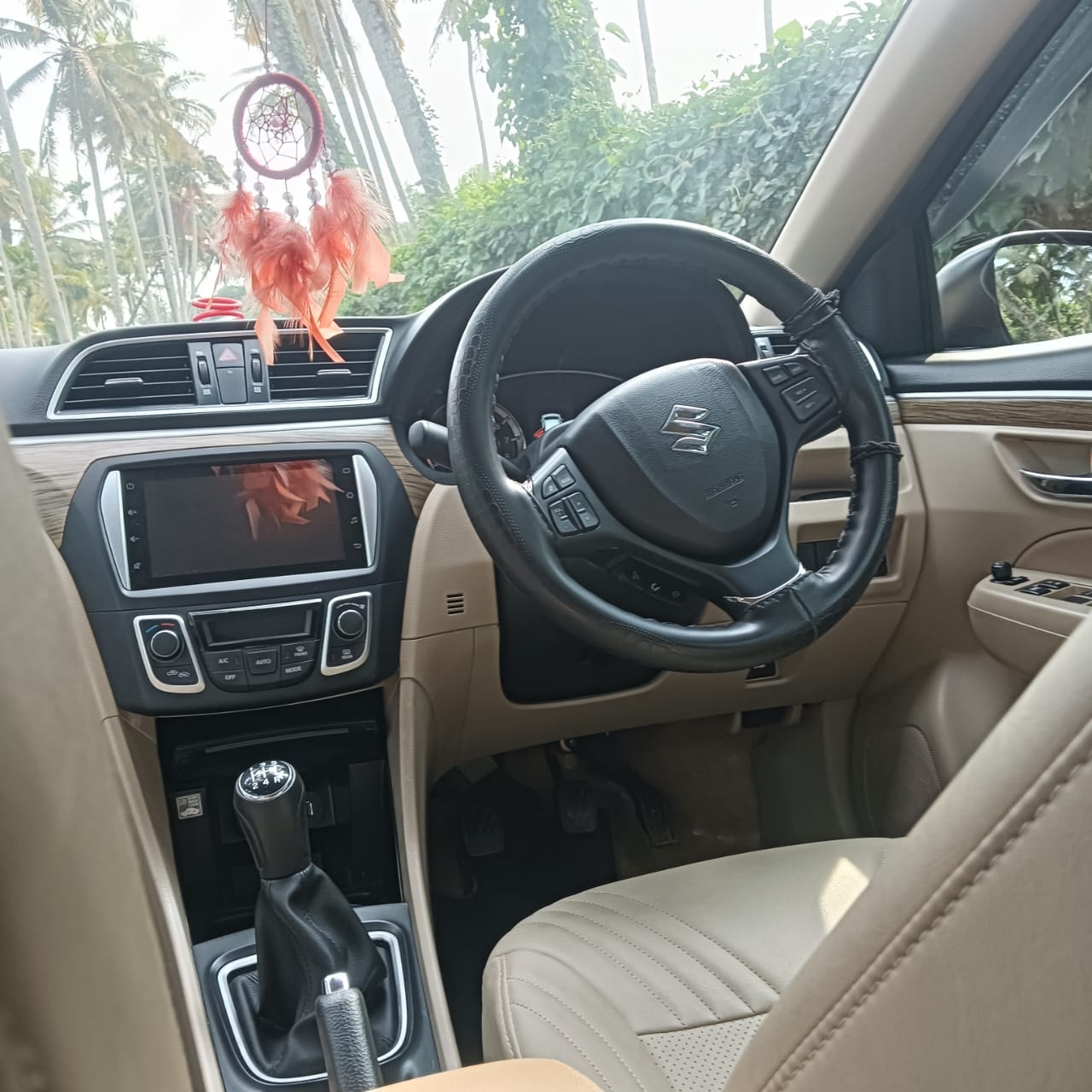 Ciaz image 13 Ciaz image 13