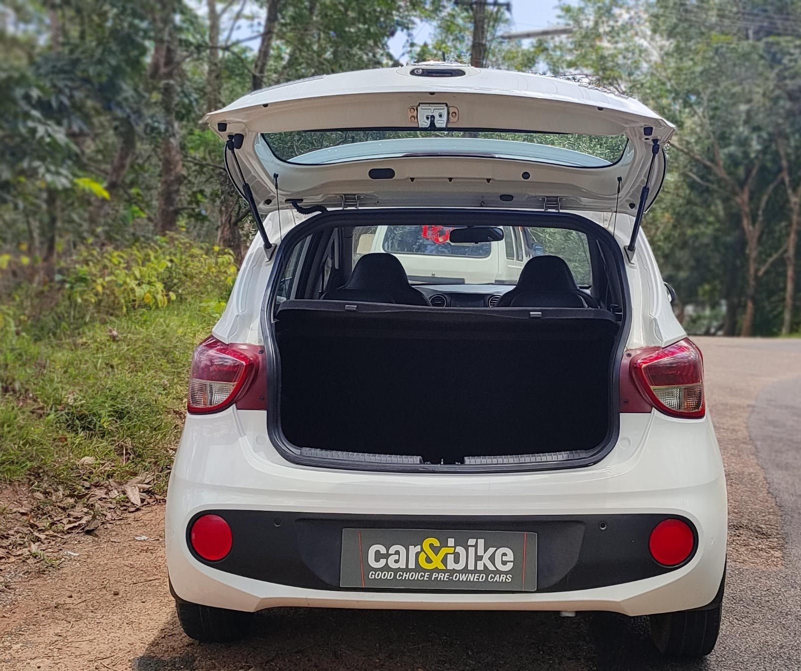 Used 2018 Hyundai Grand i10 Used 2018 Hyundai Grand i10