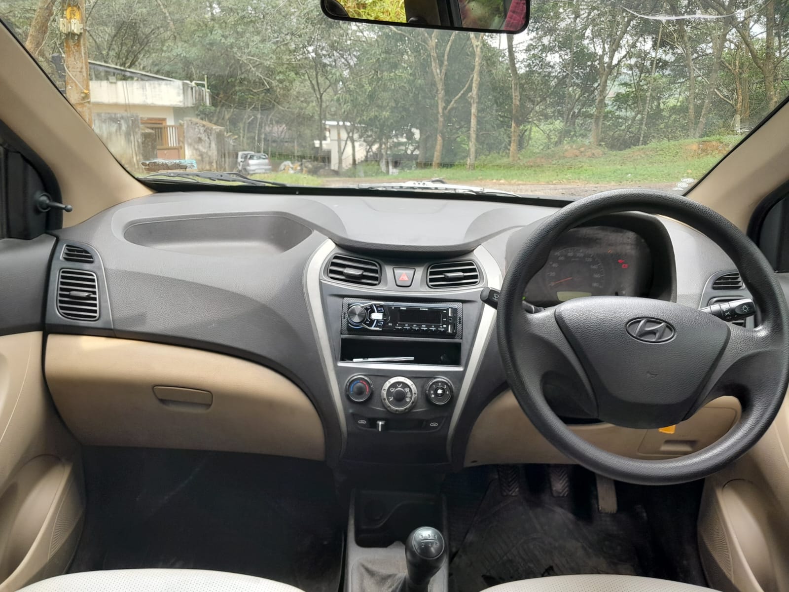 Used 2015 Hyundai EON Used 2015 Hyundai EON