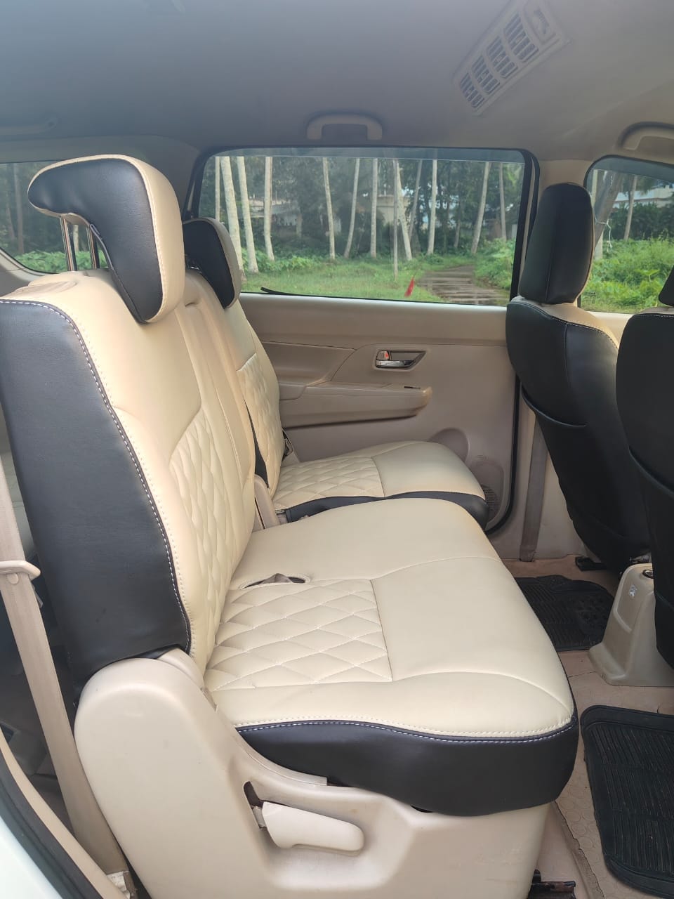 Ertiga image 15 Ertiga image 15