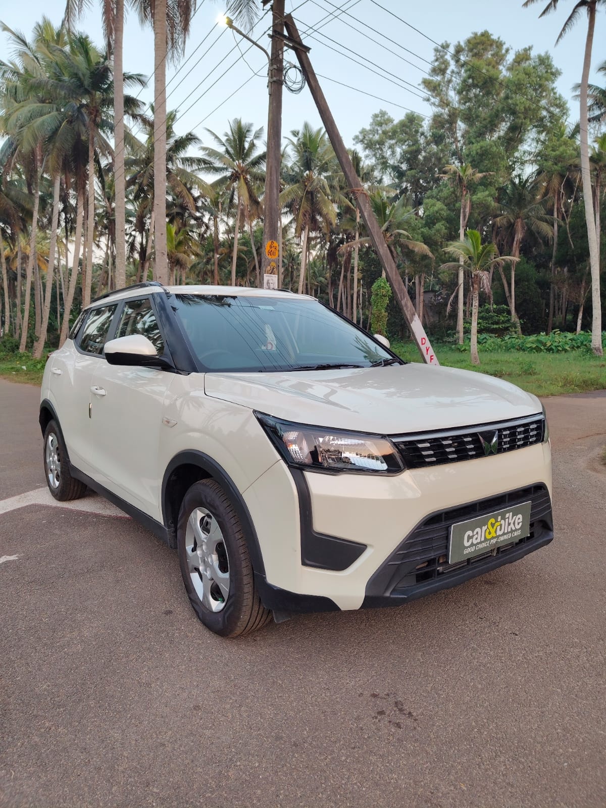 Used 2023 Mahindra XUV300 Used 2023 Mahindra XUV300