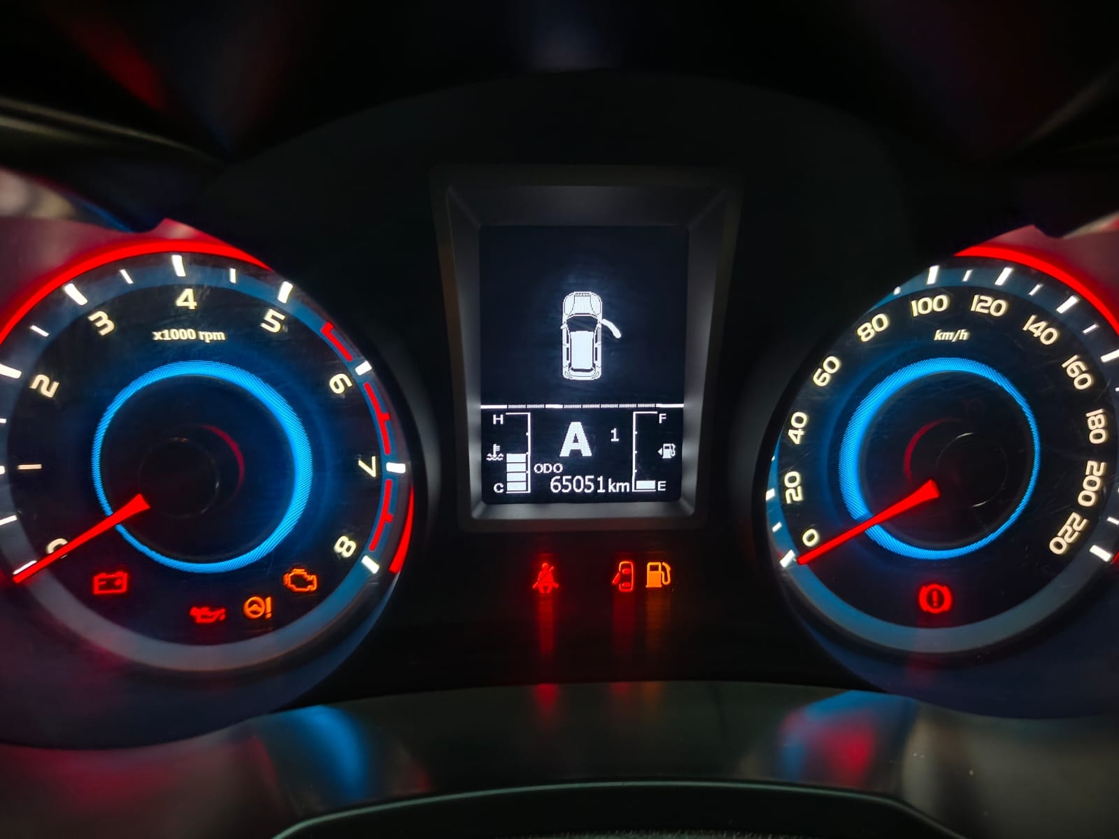 Used 2023 Mahindra XUV300 Used 2023 Mahindra XUV300