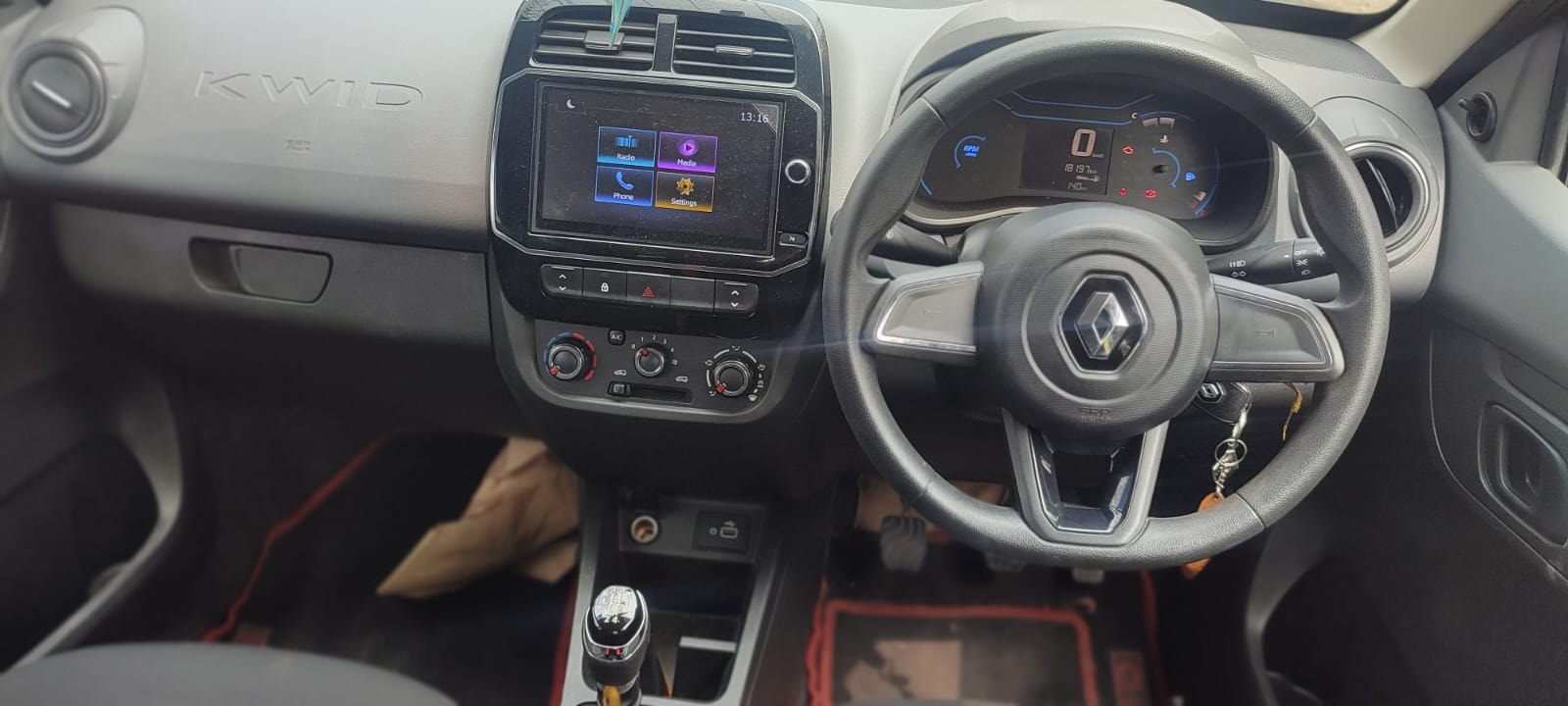 Kwid image 12 Kwid image 12