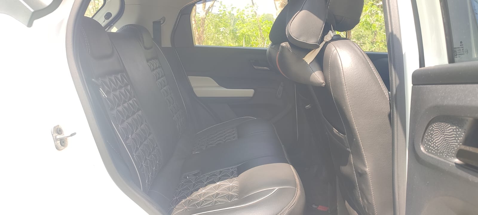 Punch image 17 Punch image 17