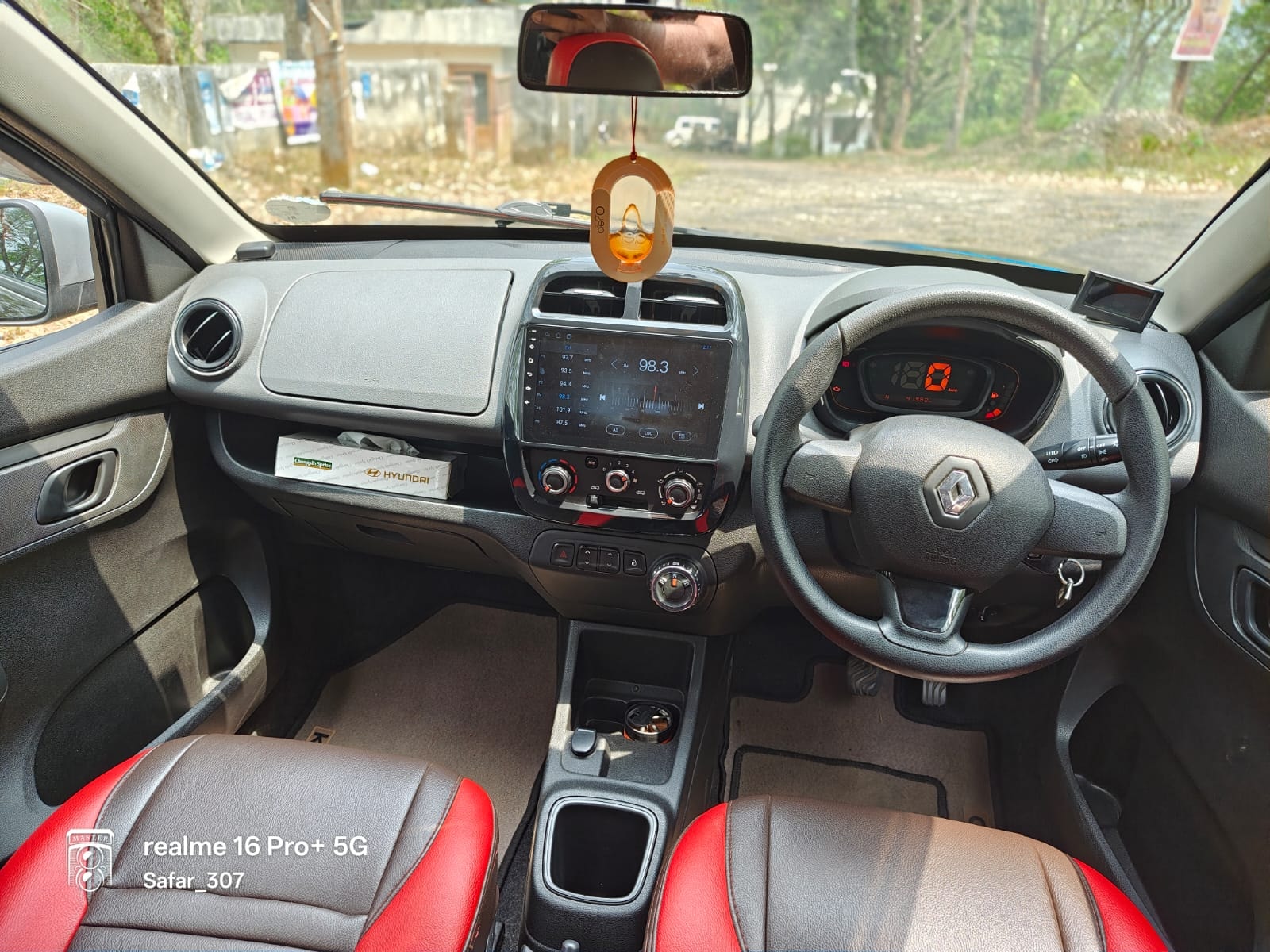 Kwid image 12 Kwid image 12