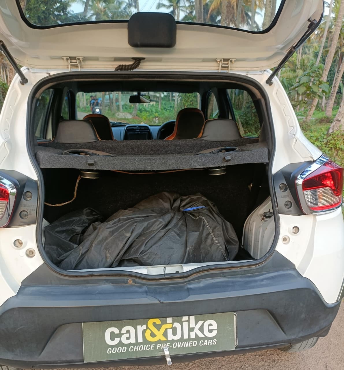 Kwid image 10 Kwid image 10