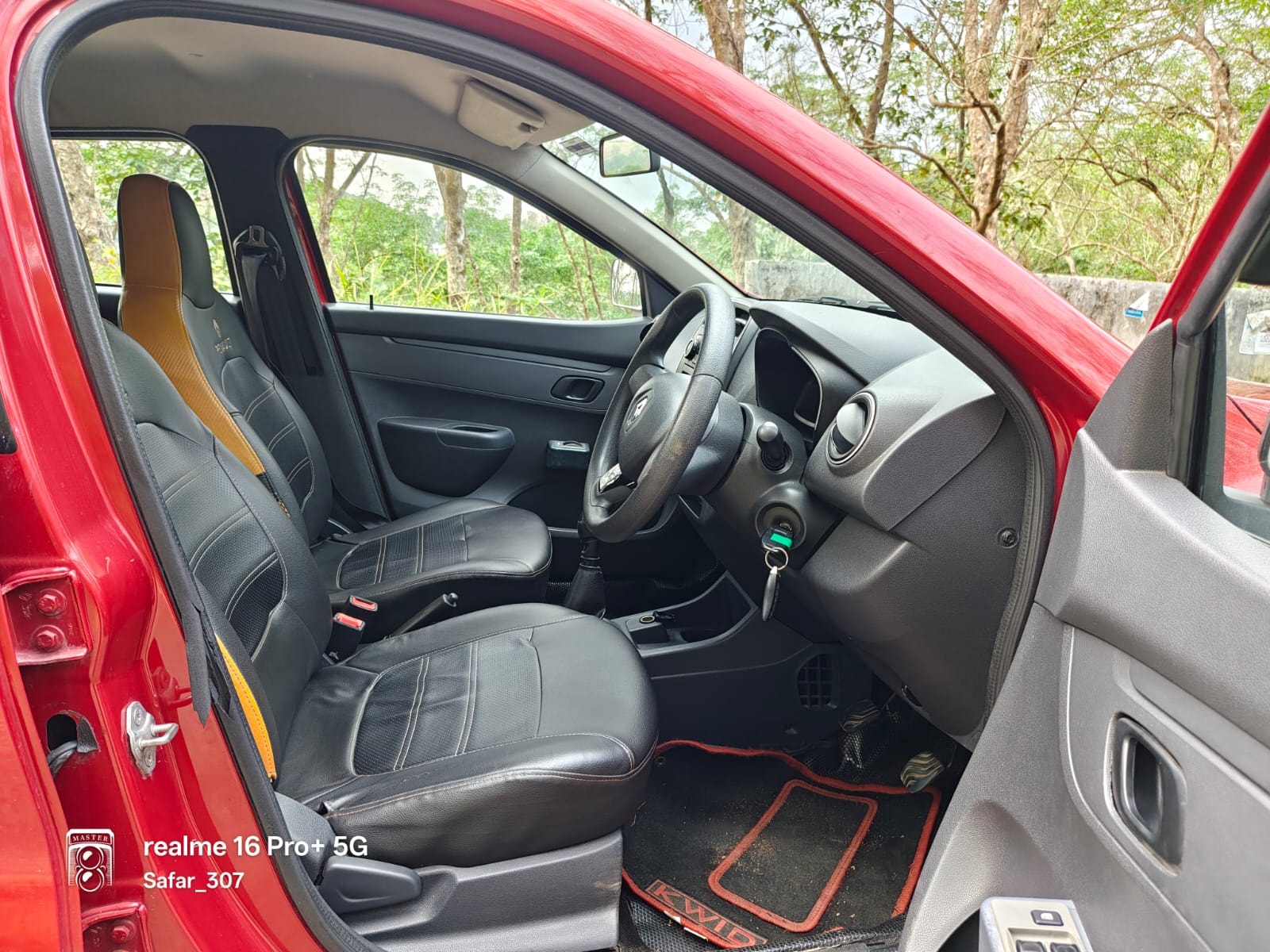 Kwid image 16 Kwid image 16