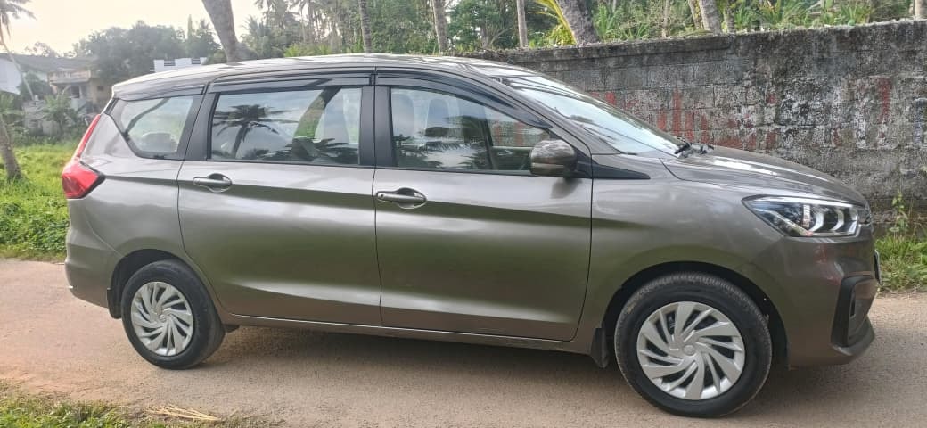 Ertiga image 9 Ertiga image 9