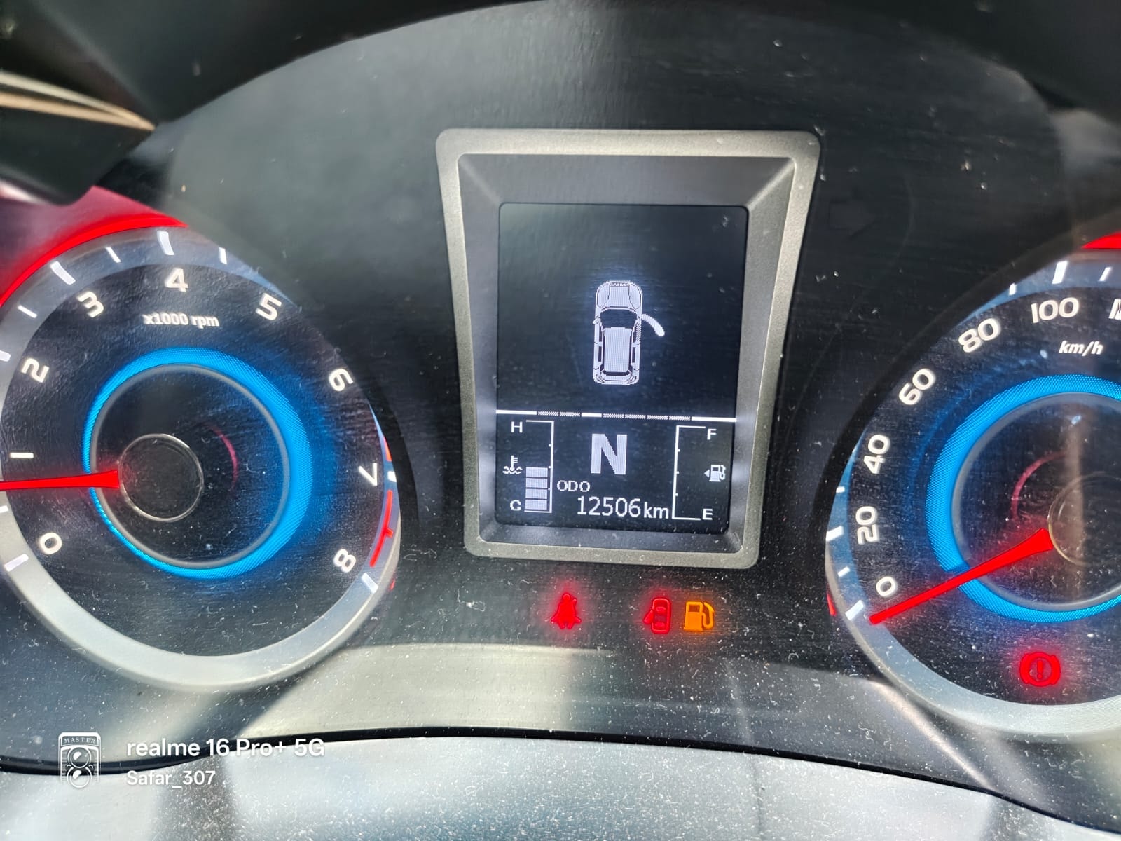 XUV300 image 11 XUV300 image 11