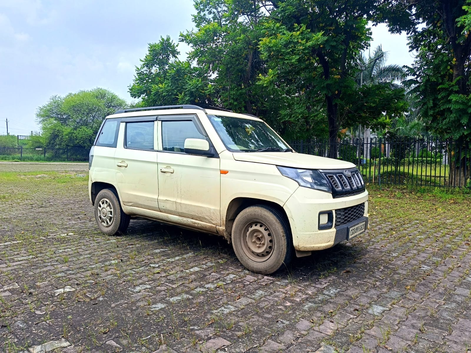 Used 2019 Mahindra TUV300 Used 2019 Mahindra TUV300