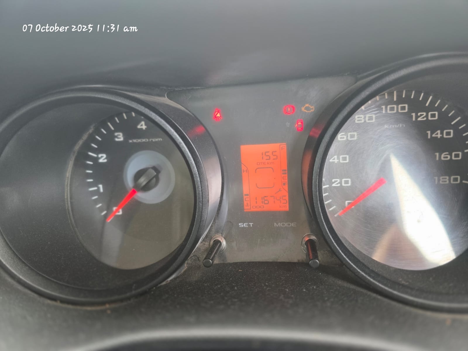 Used 2019 Mahindra TUV300 Used 2019 Mahindra TUV300