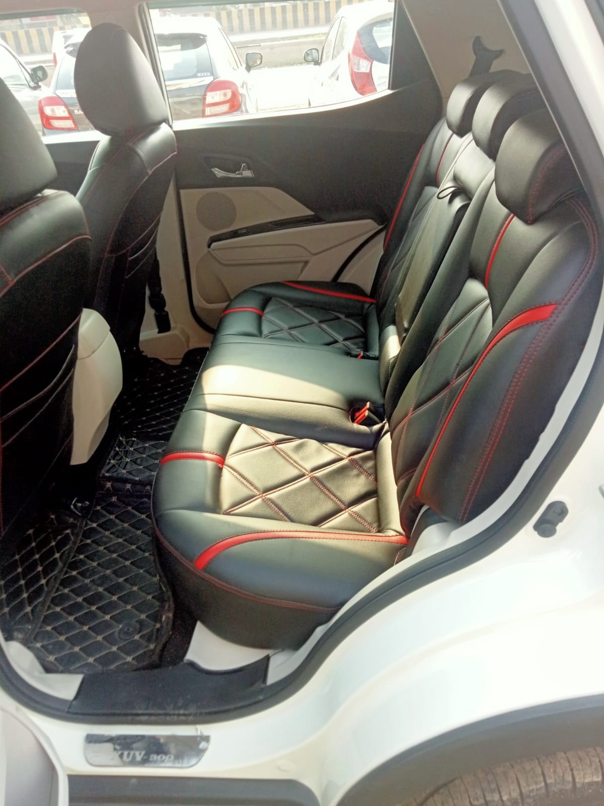 XUV300 image 15 XUV300 image 15