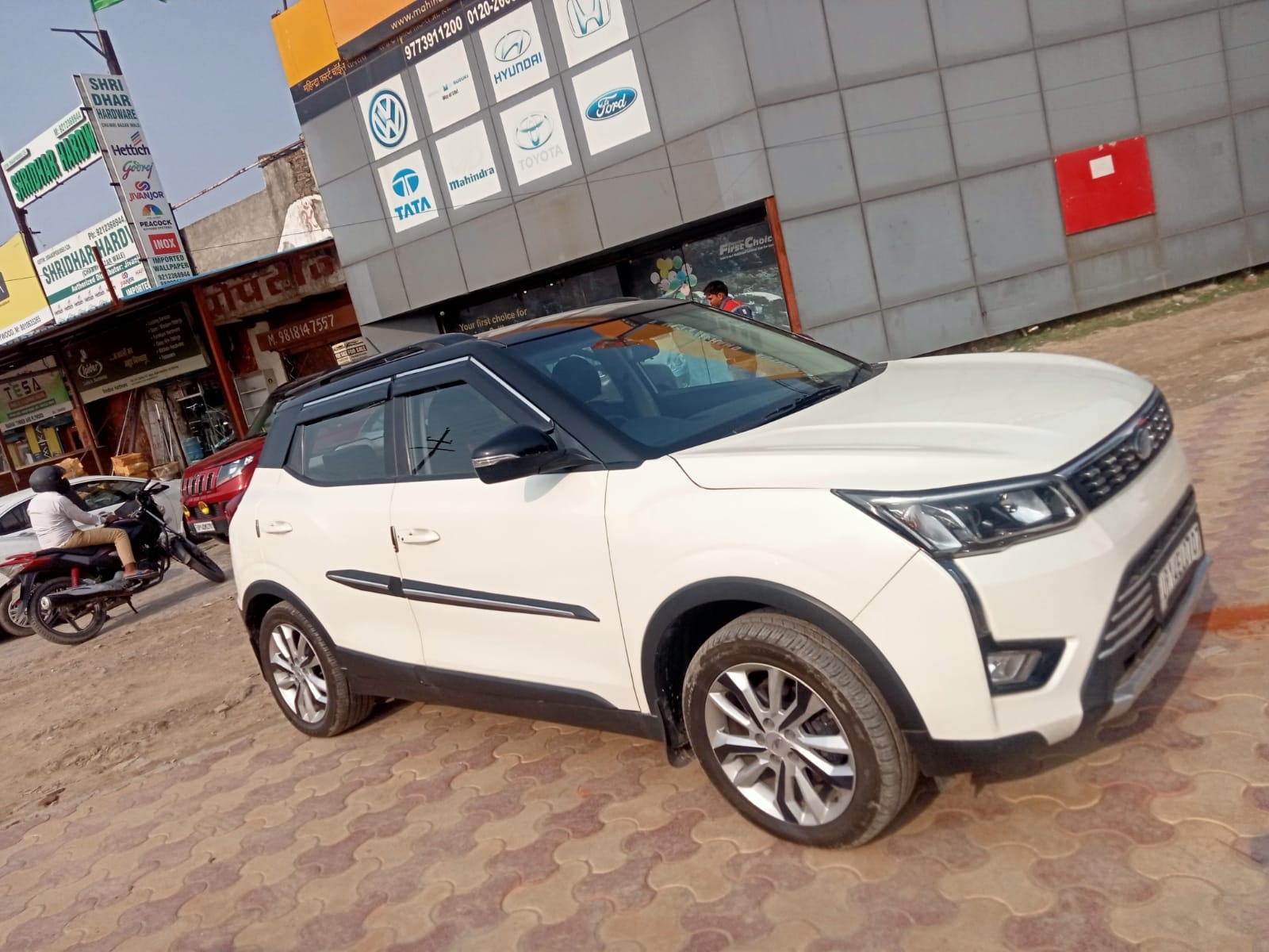 XUV300 image 13 XUV300 image 13