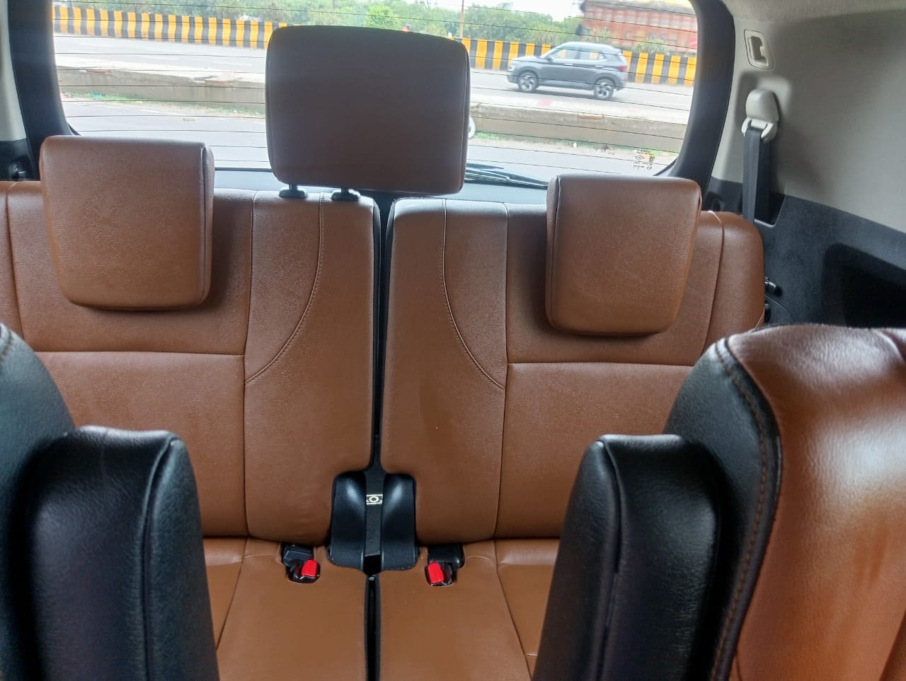 Innova Crysta image 7 Innova Crysta image 7