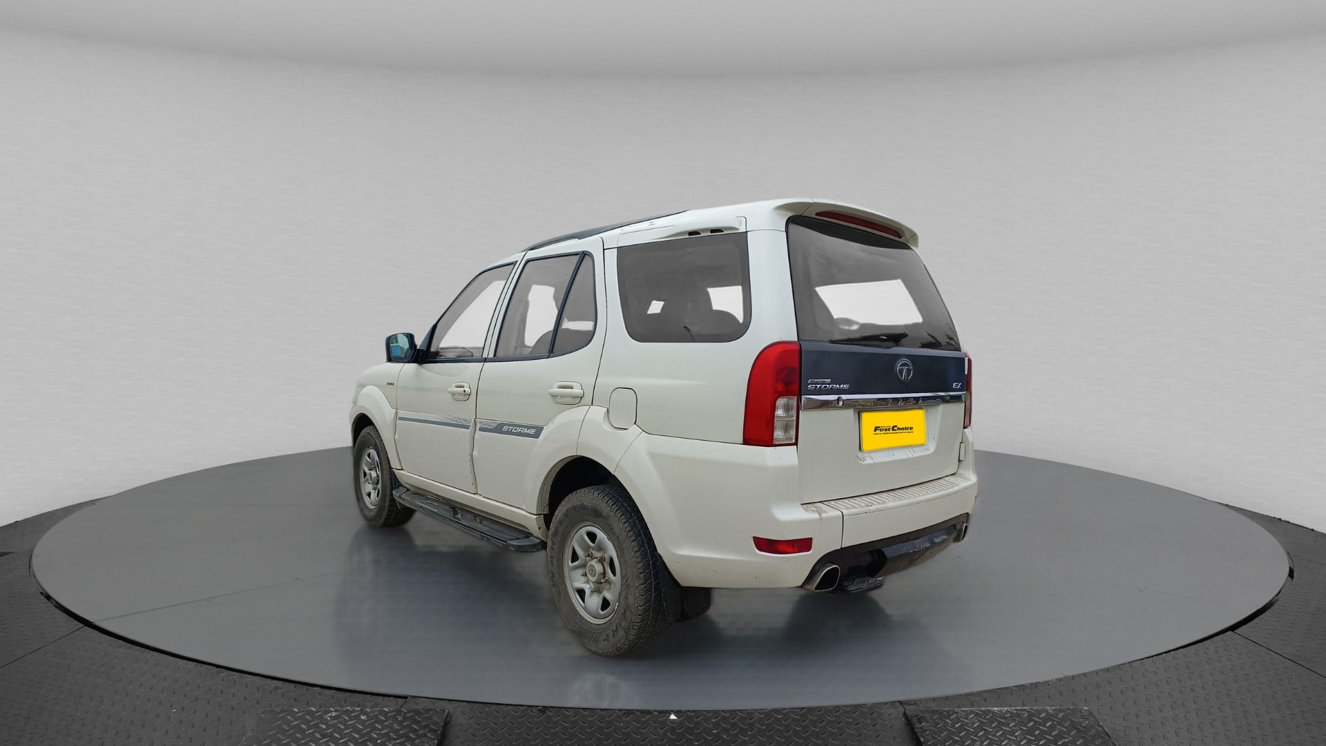 Safari Storme image 3 Safari Storme image 3