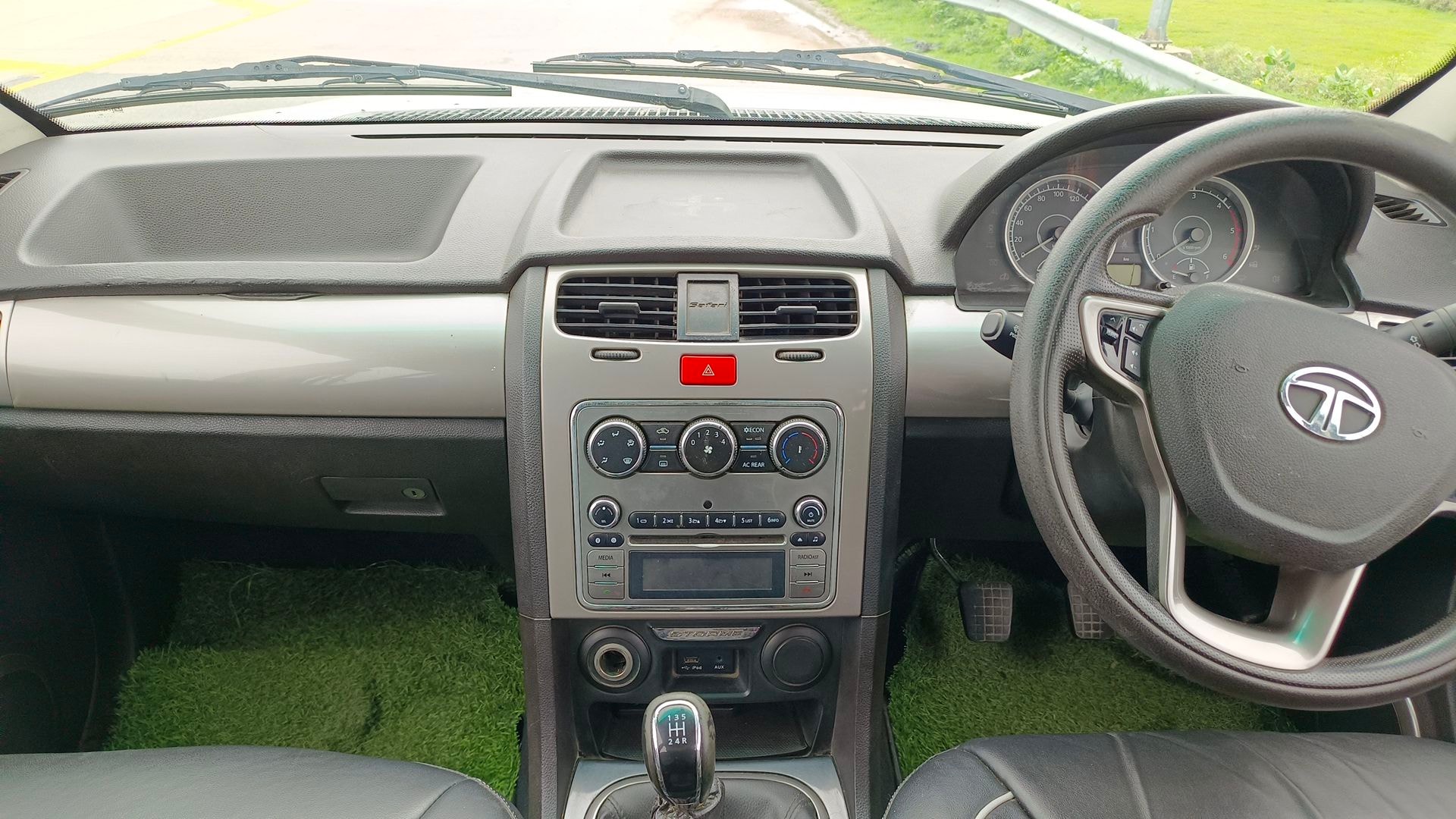 Safari Storme image 15 Safari Storme image 15