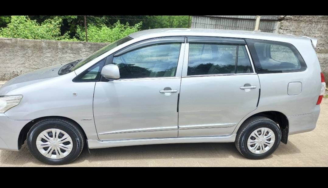 Innova image 2 Innova image 2