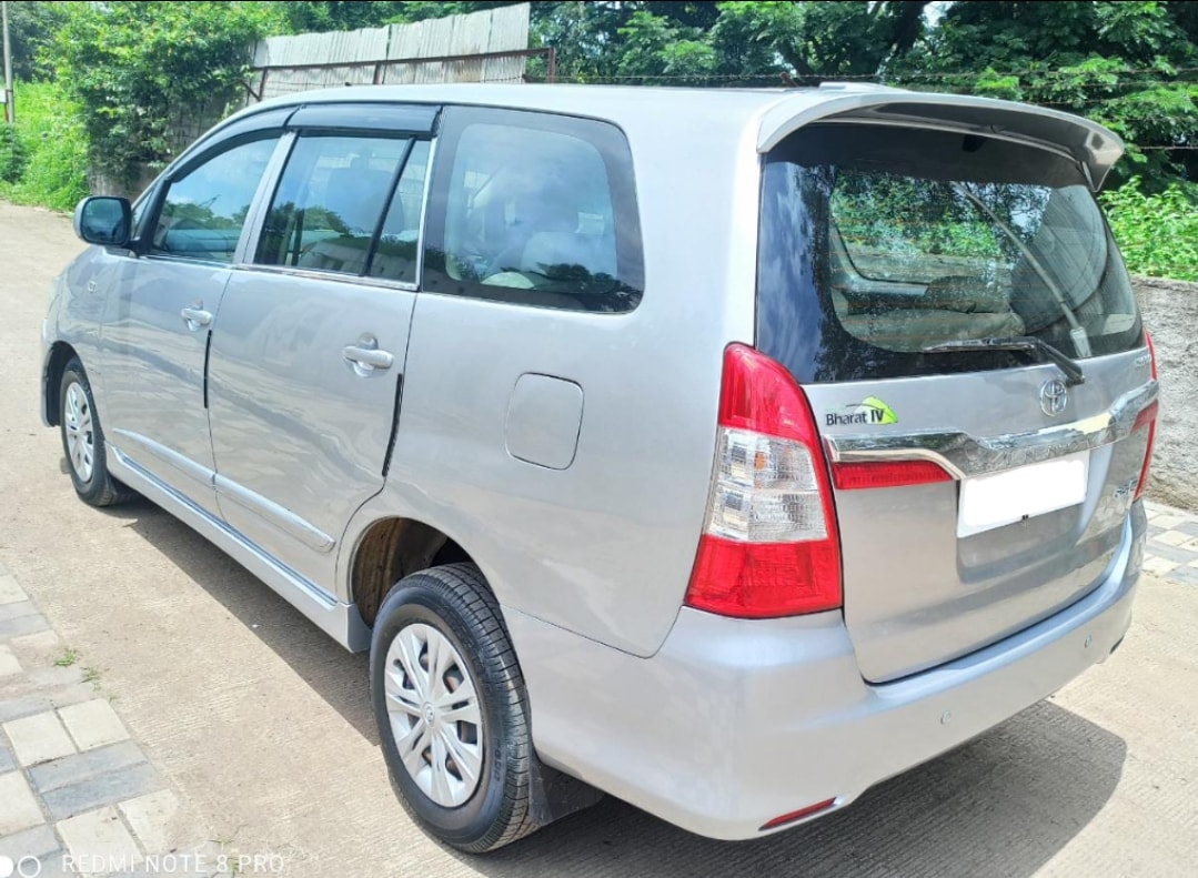 Innova image 9 Innova image 9