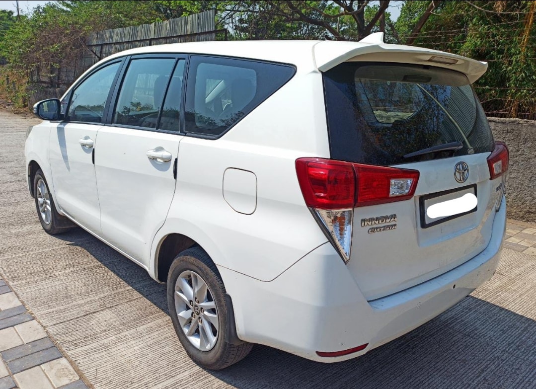 Innova Crysta image 6 Innova Crysta image 6