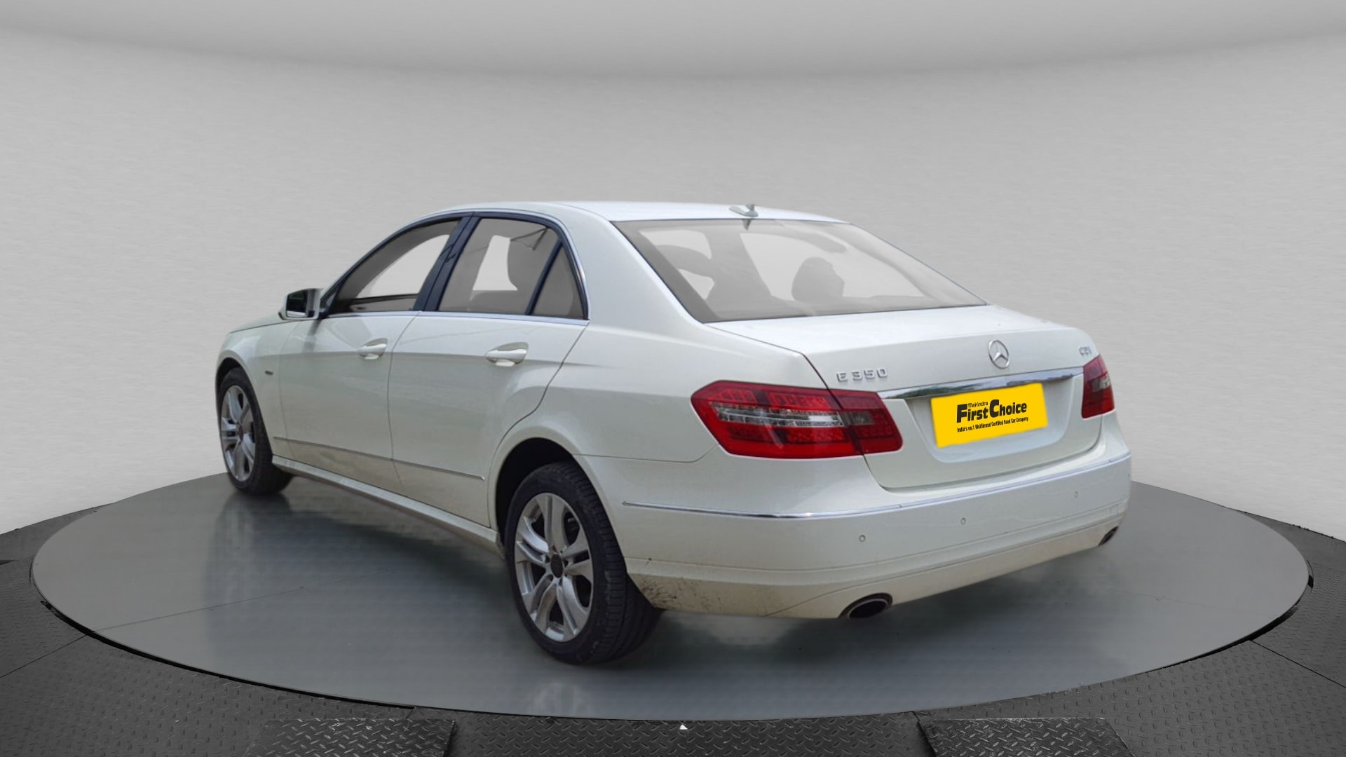 E-Class image 3 E-Class image 3