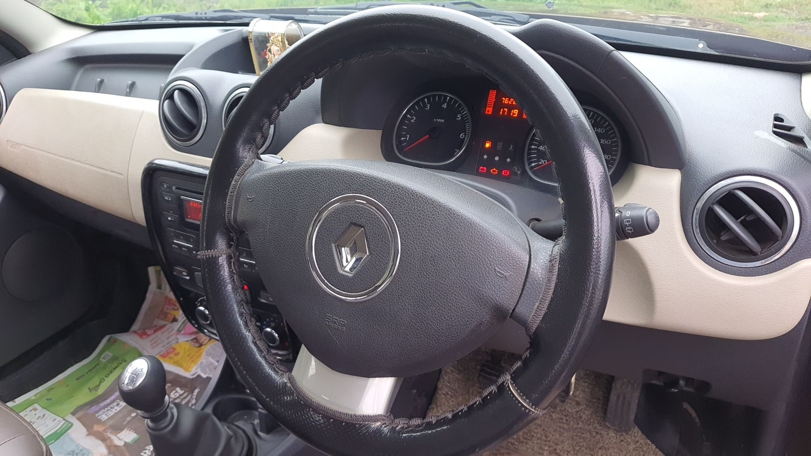 Duster image 18 Duster image 18