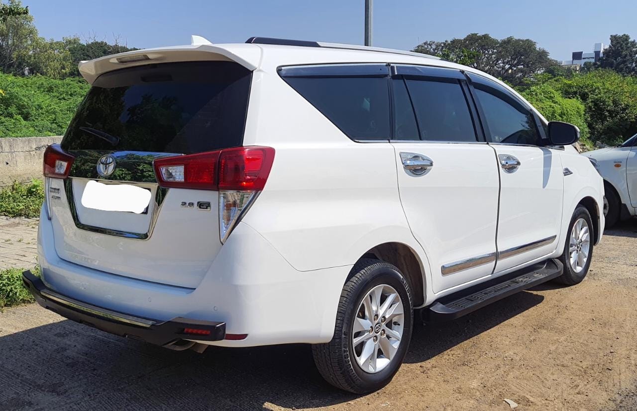 Innova Crysta image 5 Innova Crysta image 5