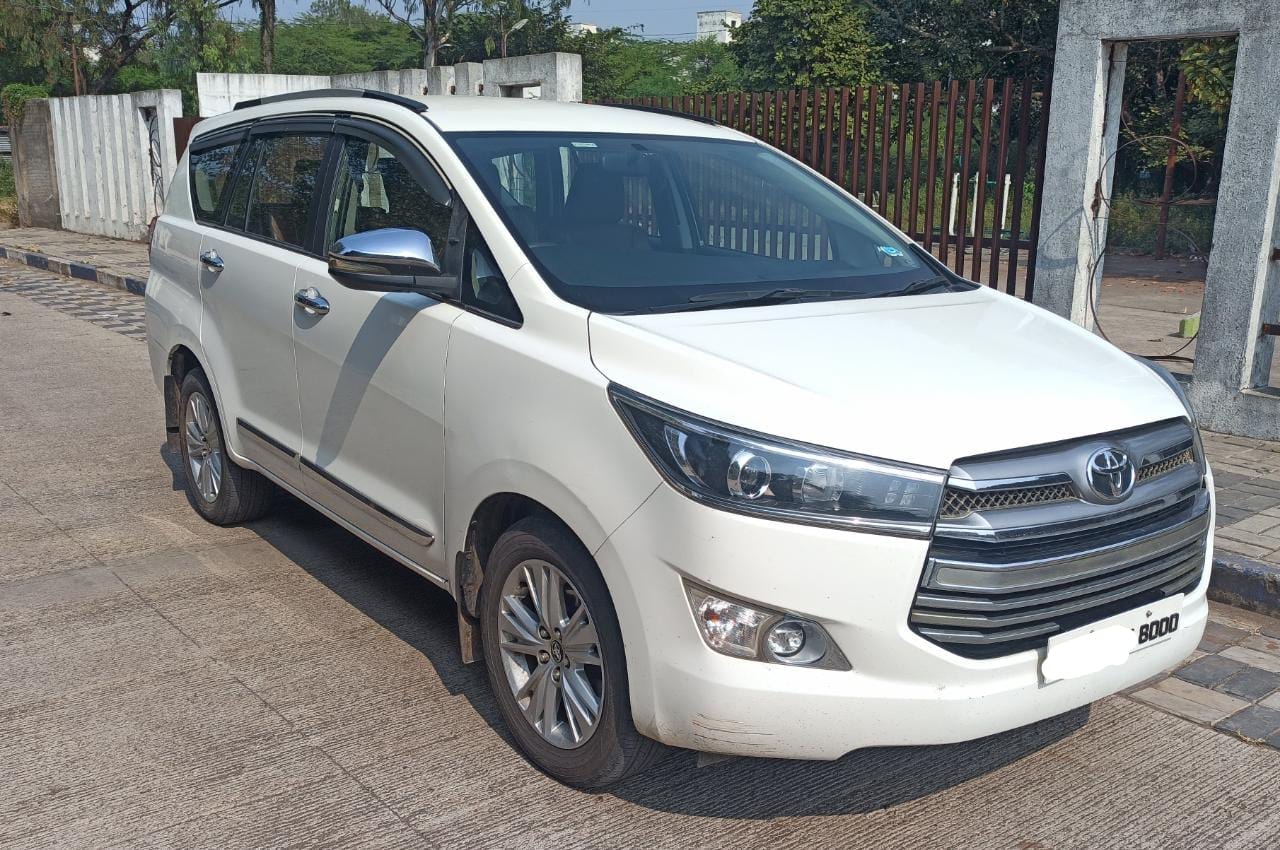 Innova Crysta image 7 Innova Crysta image 7