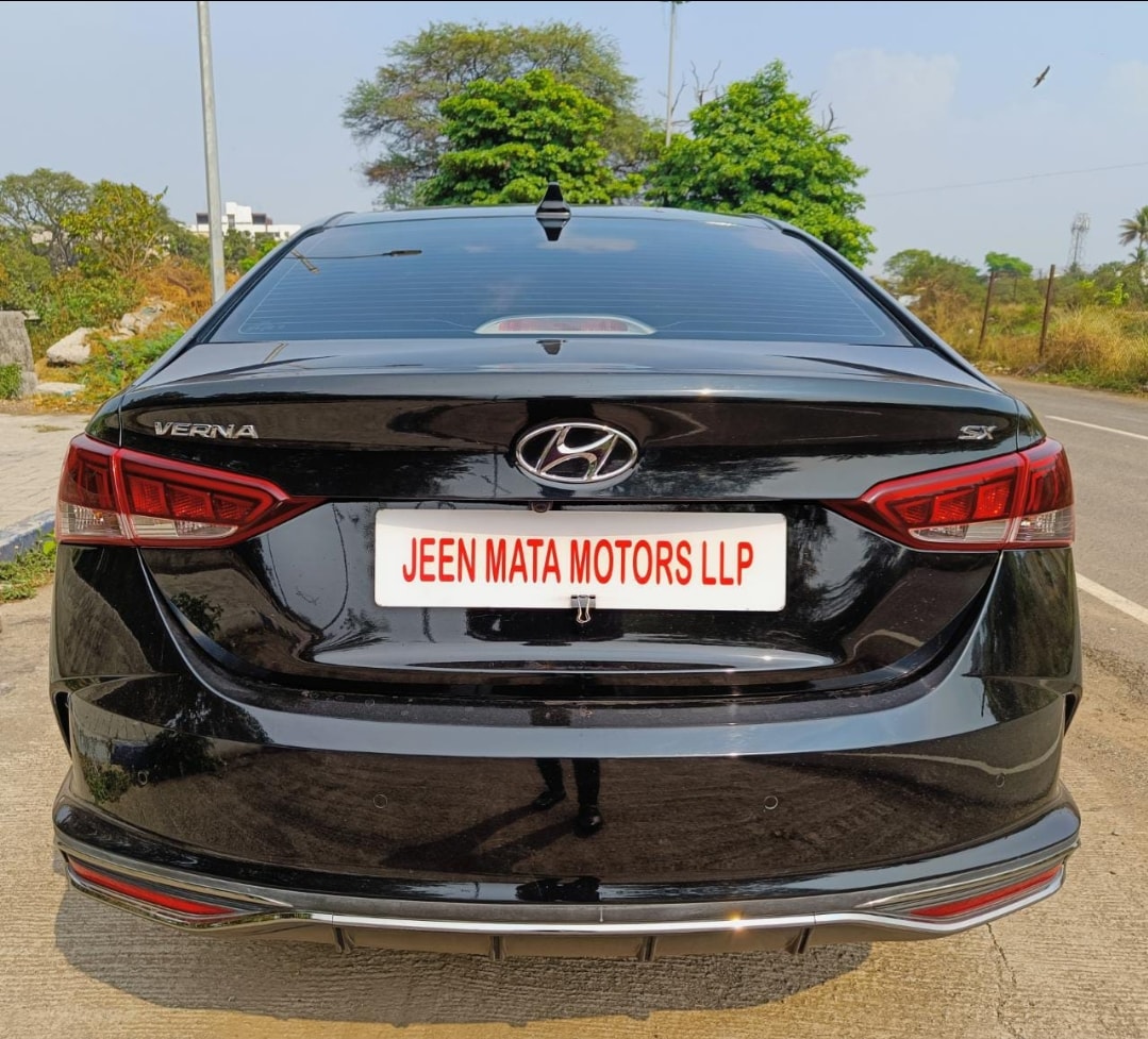 Verna image 4 Verna image 4