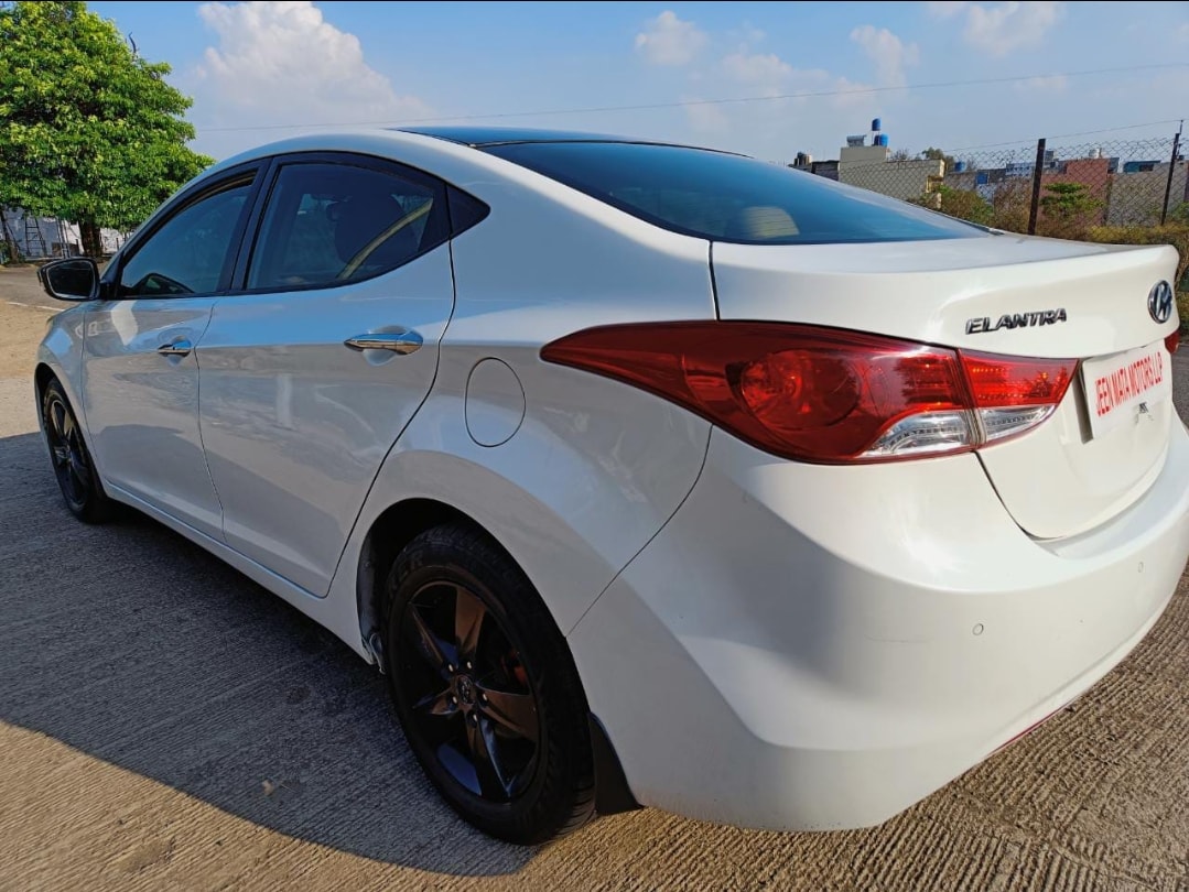 Elantra image 3 Elantra image 3