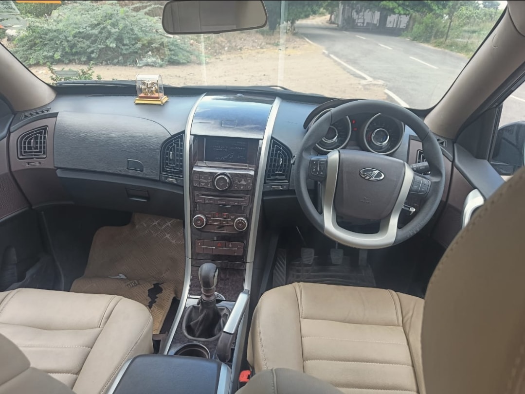 XUV500 image 10 XUV500 image 10