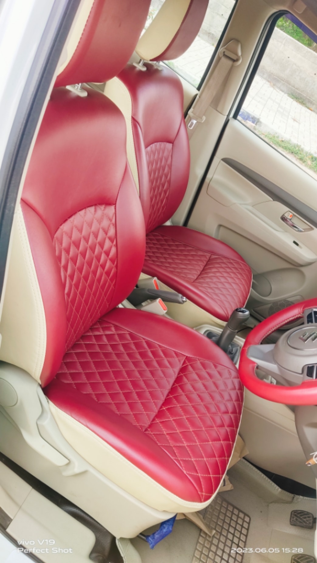 Ertiga image 12 Ertiga image 12